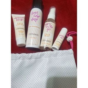 Coop+Daisy‎ Travel-Size Skincare Set with Dry Shampoo and Face Products